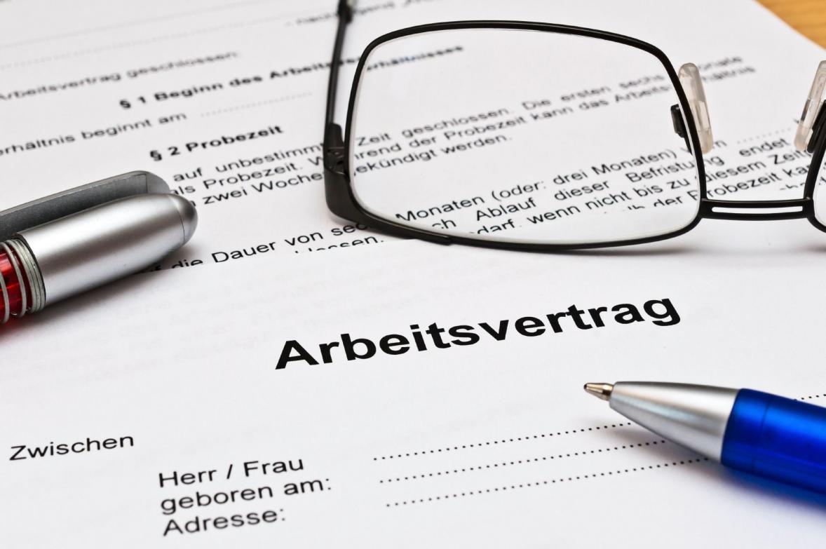 Arbeitsvertrag-Fachanwalt-Arbeitsrecht